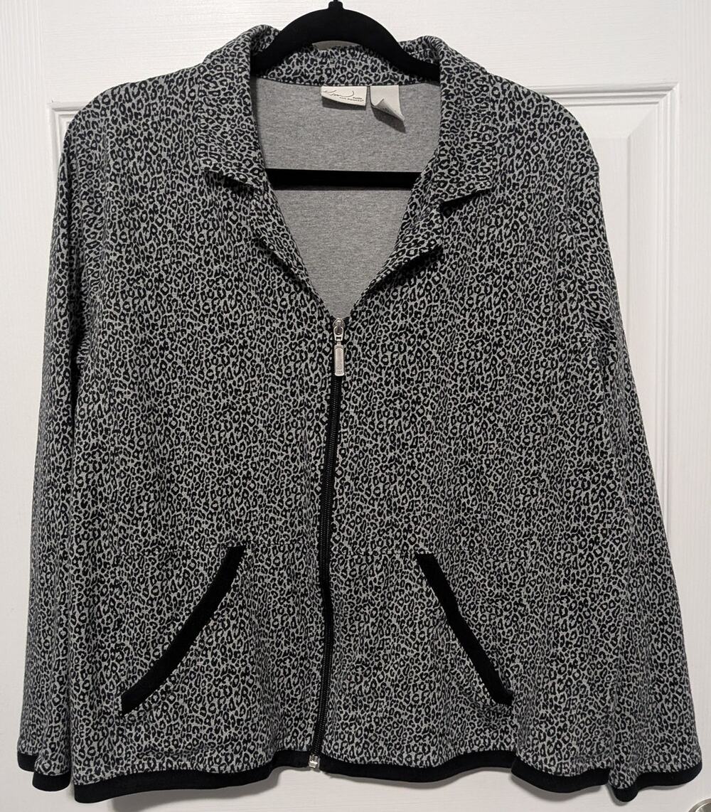 Kim Rogers Black Gray Leopard Animal Print Zip Front Jacket w/ Stretch Size PXL